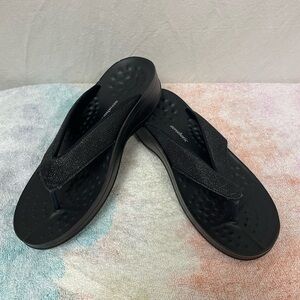 Aerothotic sandals